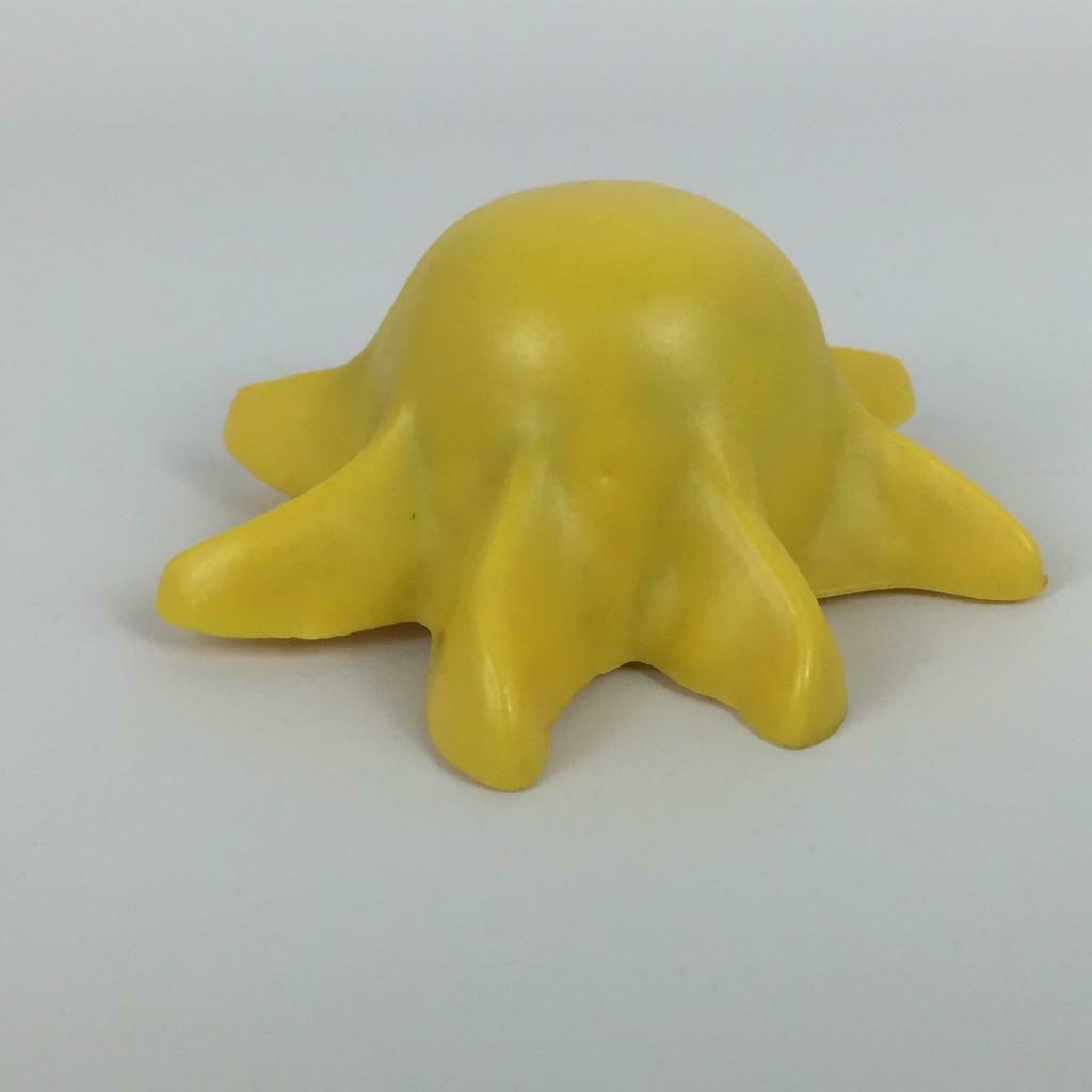 1960s Lehmann 949 Yellow Plastic Octopus - Image 5
